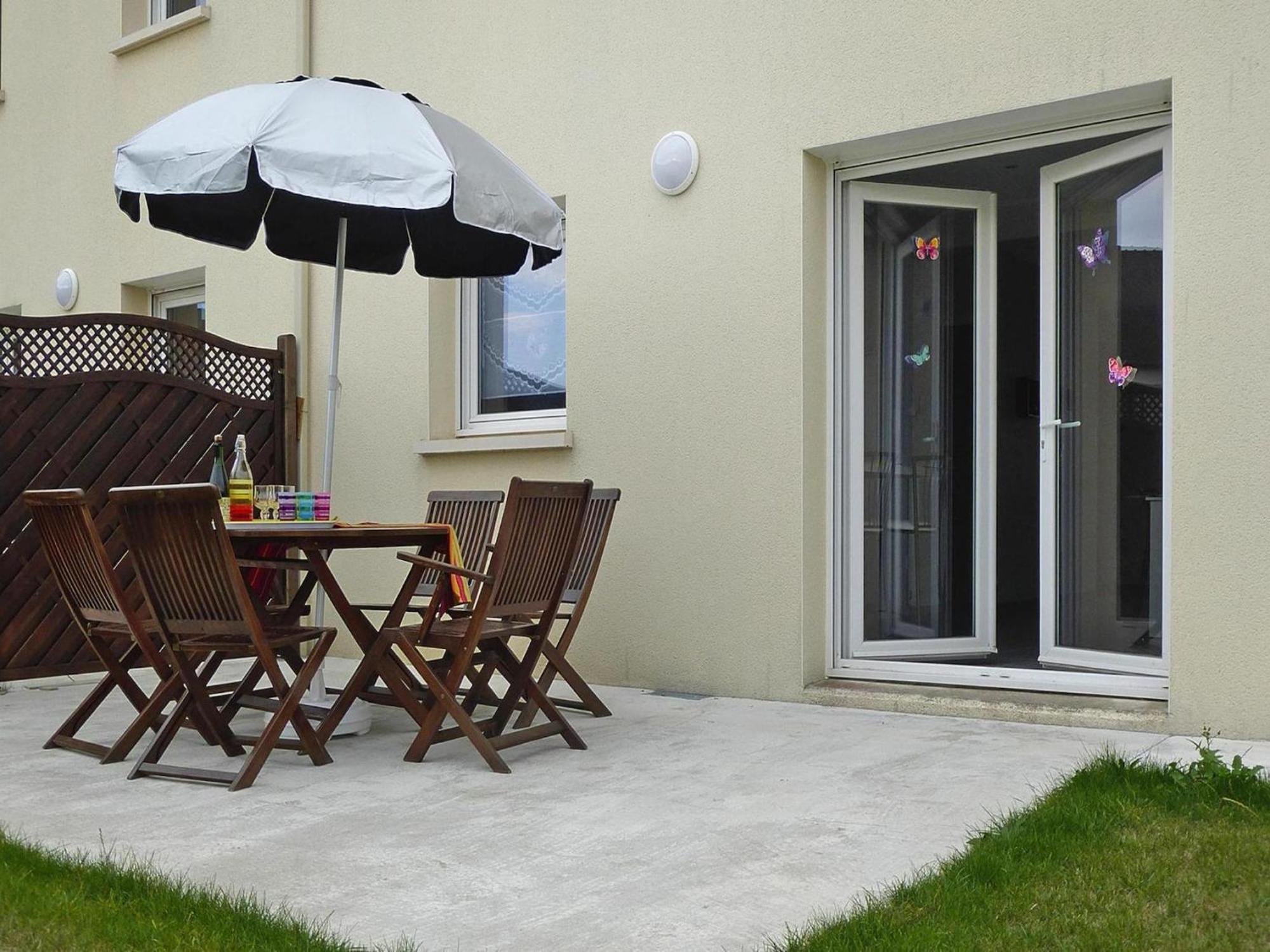 Modern Semi Detached House With Terrace Saint Quay Portrieux Βίλα Εξωτερικό φωτογραφία